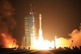 Çin uzay istasyonuna yeni ekibini yolladı